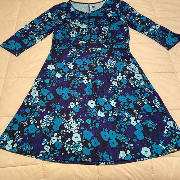 Title nine Dresses & Skirts - Title Nine 3/4 sleeve Dream dress (Medium)
